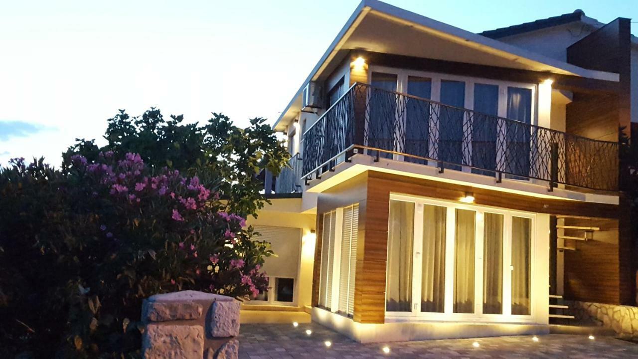Kaj-Lux Novi Lägenhet Novi Vinodolski Exteriör bild